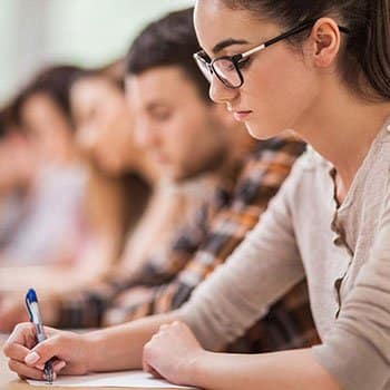 Lerngruppe-Schueler Versicherungen für Schüler und Studenten mit speziellen Bedingungen